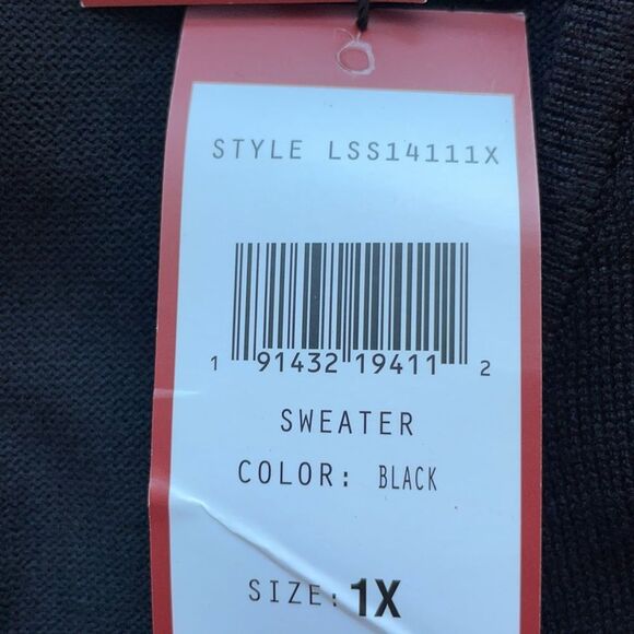 Love Scarlett Black Sweater with white laces on bottom right. Size 1X. - Picture 12 of 14